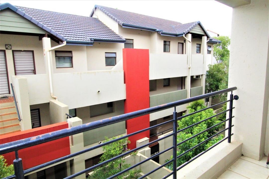 To Let 2 Bedroom Property for Rent in Lonehill Gauteng