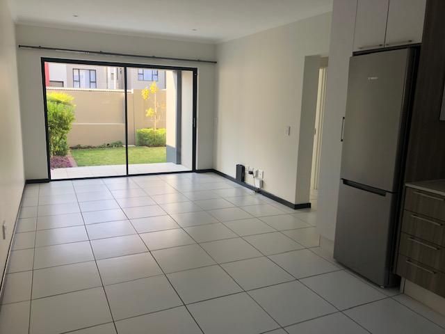 To Let 1 Bedroom Property for Rent in Beverley Gauteng