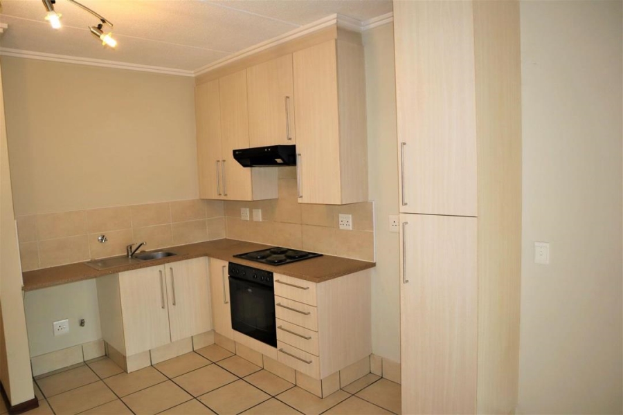 To Let 0 Bedroom Property for Rent in Lonehill Gauteng