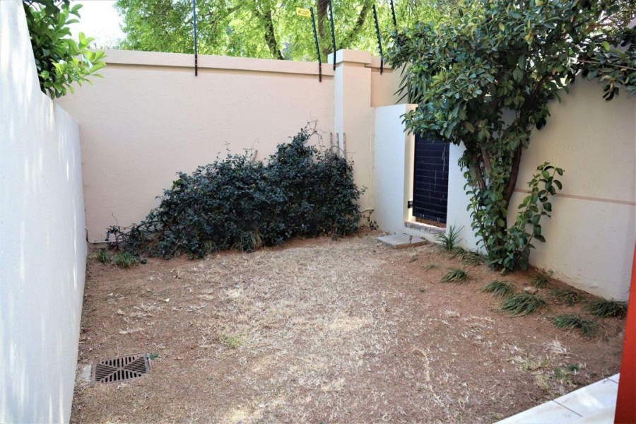 To Let 0 Bedroom Property for Rent in Lonehill Gauteng