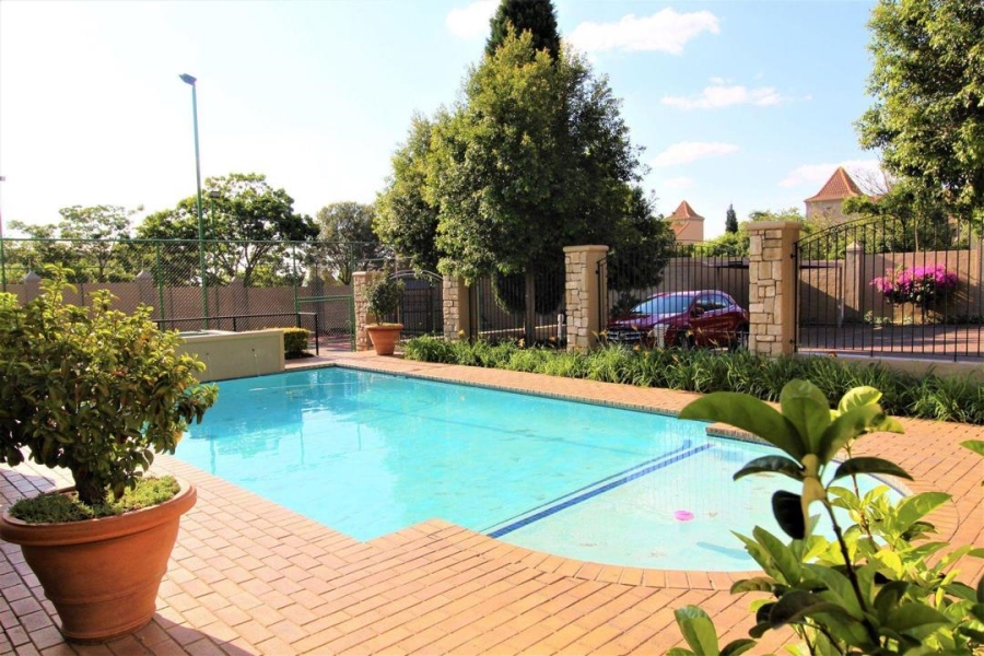 To Let 1 Bedroom Property for Rent in Lonehill Gauteng