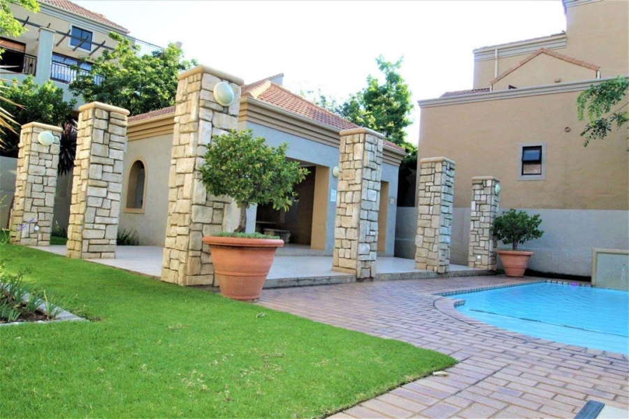 To Let 1 Bedroom Property for Rent in Lonehill Gauteng