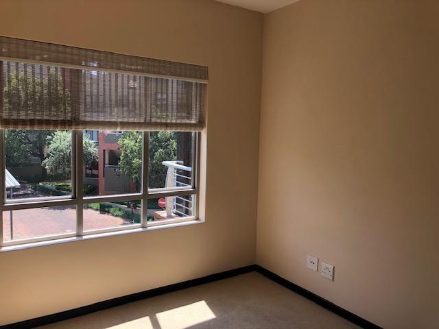 To Let 1 Bedroom Property for Rent in Lonehill Gauteng