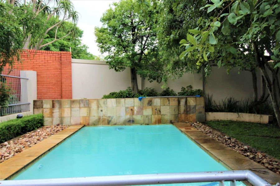 To Let 1 Bedroom Property for Rent in Lonehill Gauteng