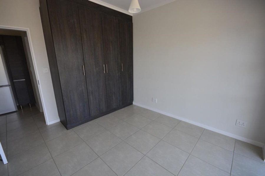 To Let 1 Bedroom Property for Rent in Olivedale Gauteng