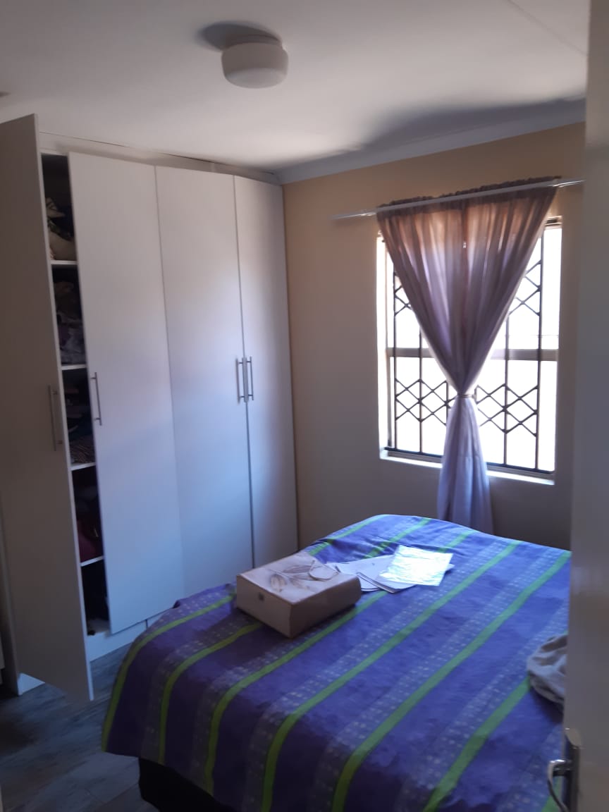 2 Bedroom Property for Sale in Lufhereng Gauteng