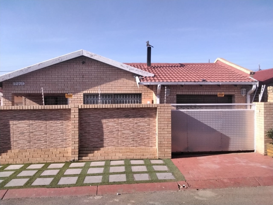 3 Bedroom Property for Sale in Protea Glen Gauteng