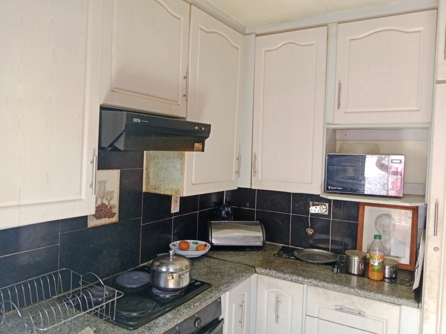 To Let 2 Bedroom Property for Rent in Soshanguve XX Gauteng