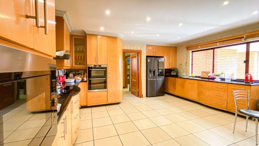 4 Bedroom Property for Sale in Claudius Gauteng