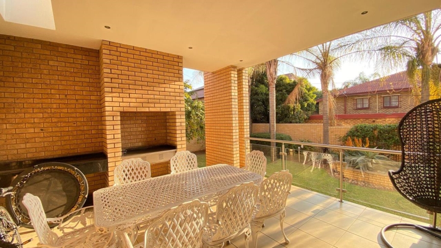 4 Bedroom Property for Sale in Claudius Gauteng