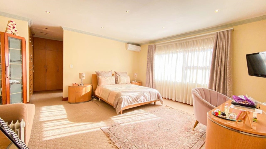 4 Bedroom Property for Sale in Claudius Gauteng