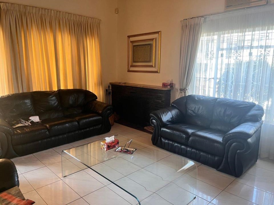 4 Bedroom Property for Sale in Laudium Gauteng