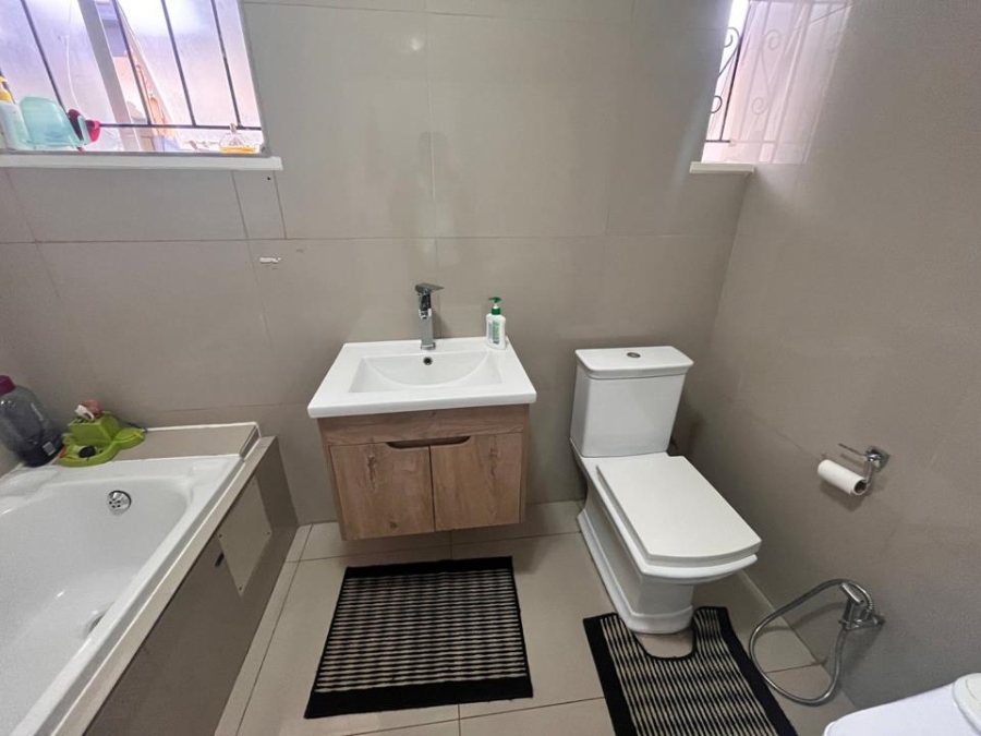 3 Bedroom Property for Sale in Laudium Gauteng