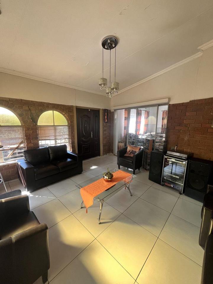 3 Bedroom Property for Sale in Erasmia Gauteng