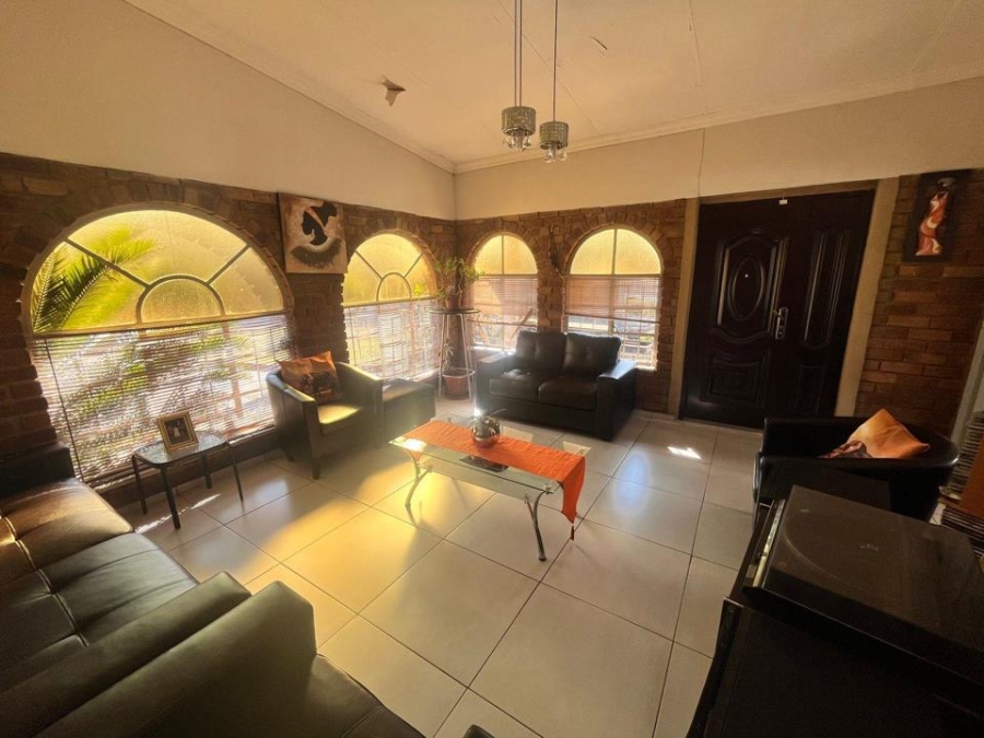 3 Bedroom Property for Sale in Erasmia Gauteng