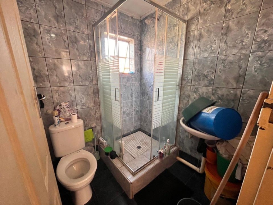 2 Bedroom Property for Sale in Laudium Gauteng