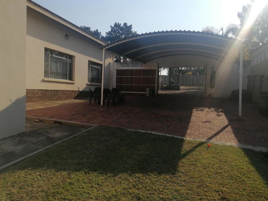 5 Bedroom Property for Sale in Erasmia Gauteng