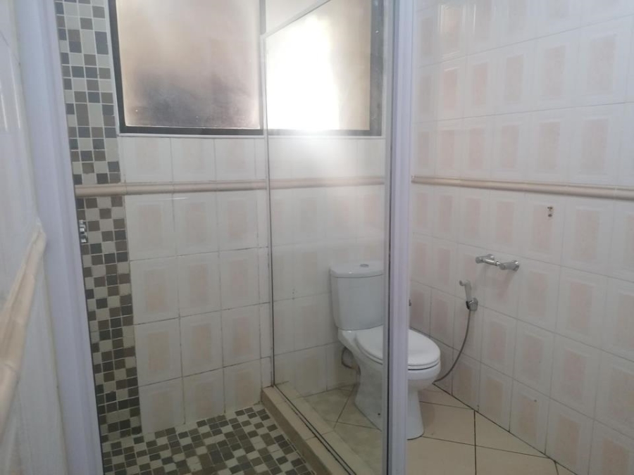 5 Bedroom Property for Sale in Erasmia Gauteng