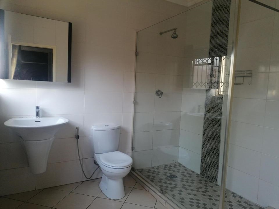 5 Bedroom Property for Sale in Erasmia Gauteng