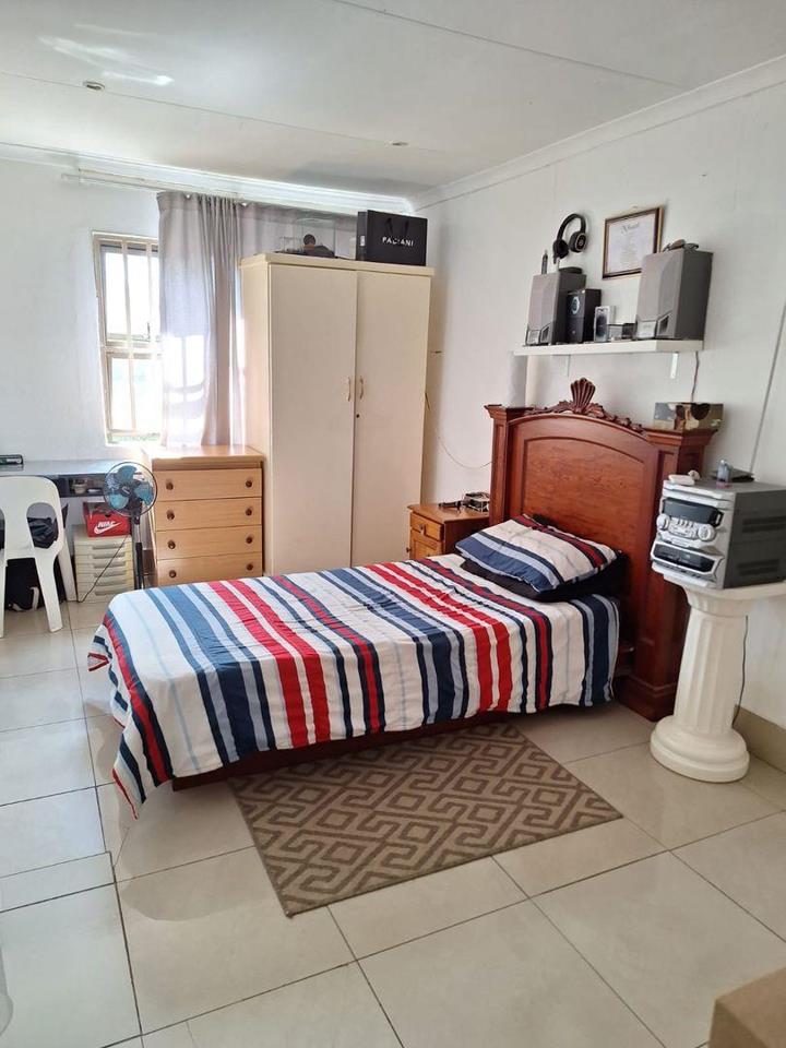 12 Bedroom Property for Sale in Erasmia Gauteng