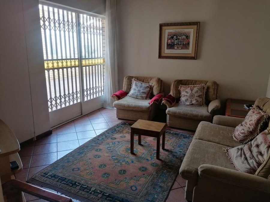 4 Bedroom Property for Sale in Laudium Gauteng