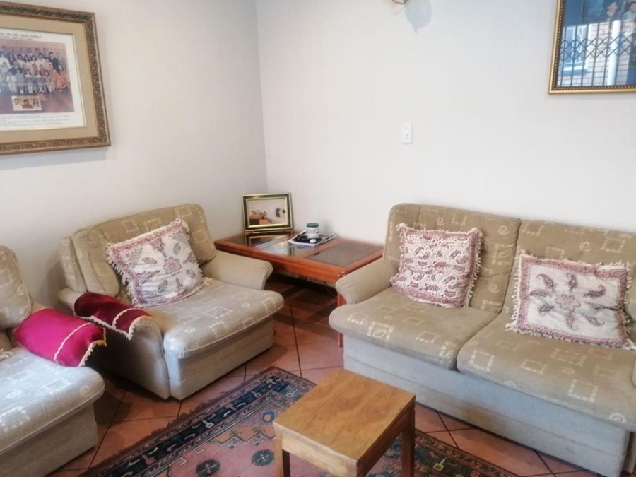 4 Bedroom Property for Sale in Laudium Gauteng