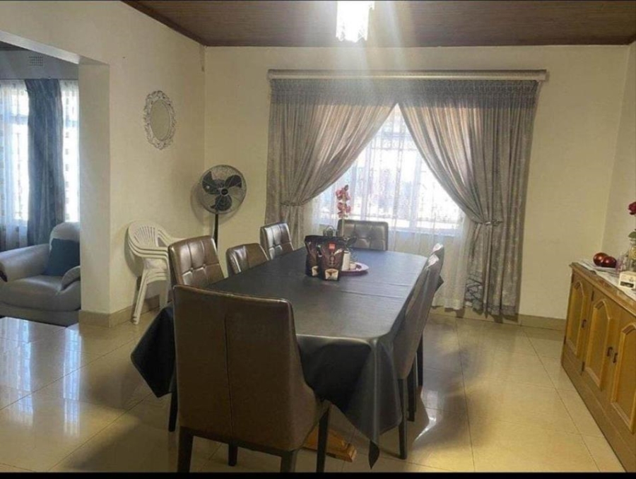 4 Bedroom Property for Sale in Laudium Gauteng