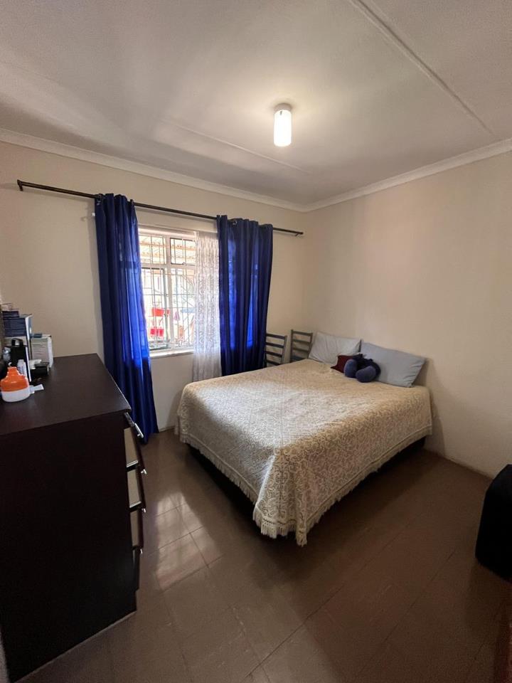 4 Bedroom Property for Sale in Laudium Gauteng