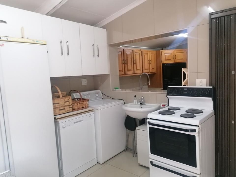 4 Bedroom Property for Sale in Erasmia Gauteng