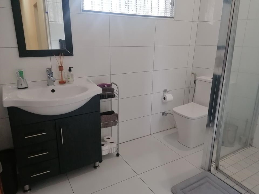 4 Bedroom Property for Sale in Erasmia Gauteng