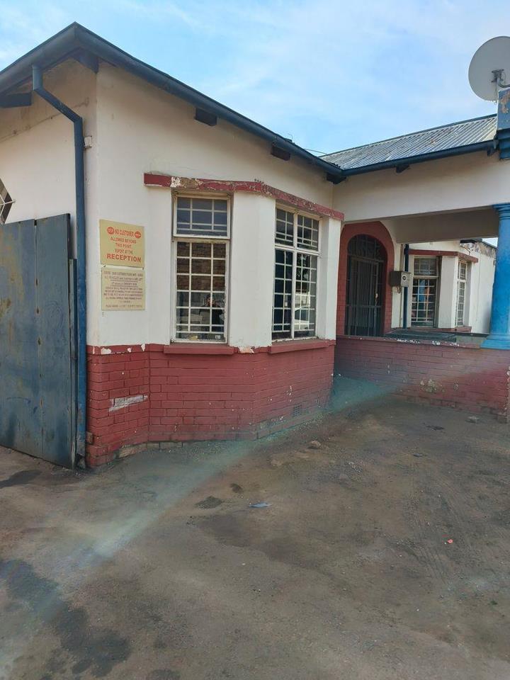 2 Bedroom Property for Sale in Pretoria West Gauteng