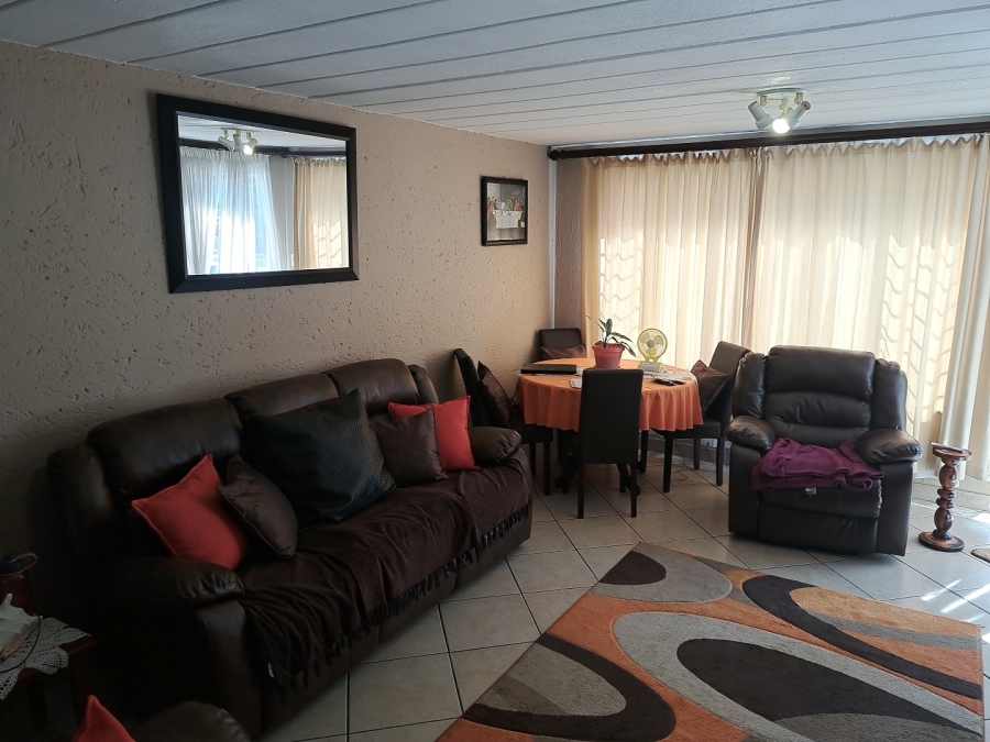 2 Bedroom Property for Sale in President Park Gauteng