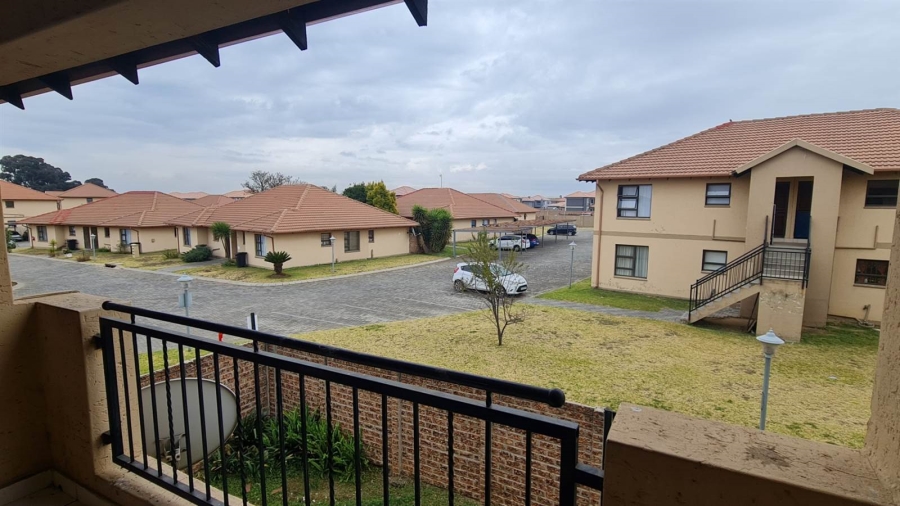 2 Bedroom Property for Sale in Parkrand Gauteng