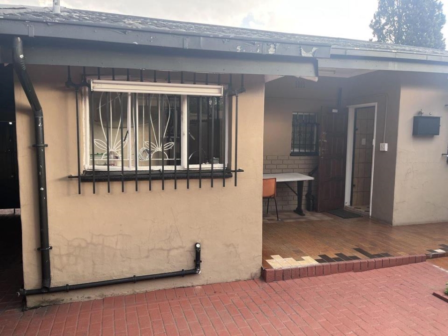 4 Bedroom Property for Sale in Laudium Gauteng