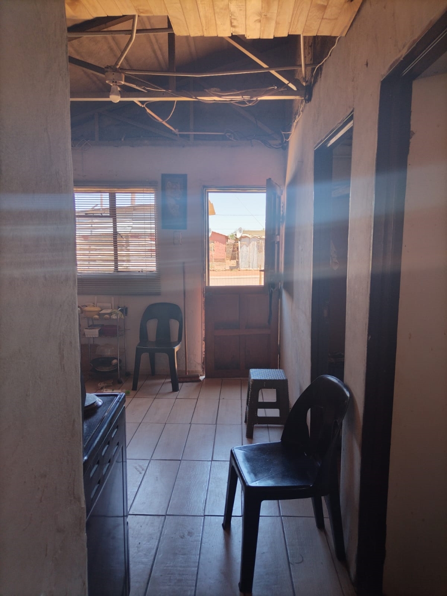 2 Bedroom Property for Sale in Mohlakeng Gauteng