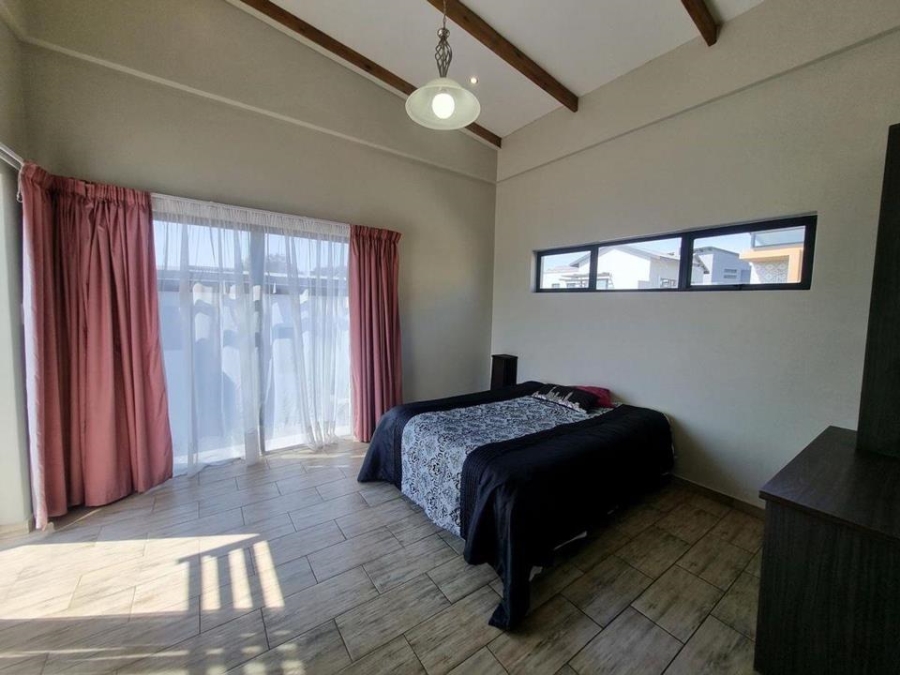 To Let 5 Bedroom Property for Rent in Copperleaf Estate Gauteng