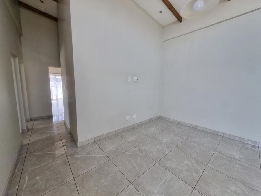 To Let 5 Bedroom Property for Rent in Copperleaf Estate Gauteng