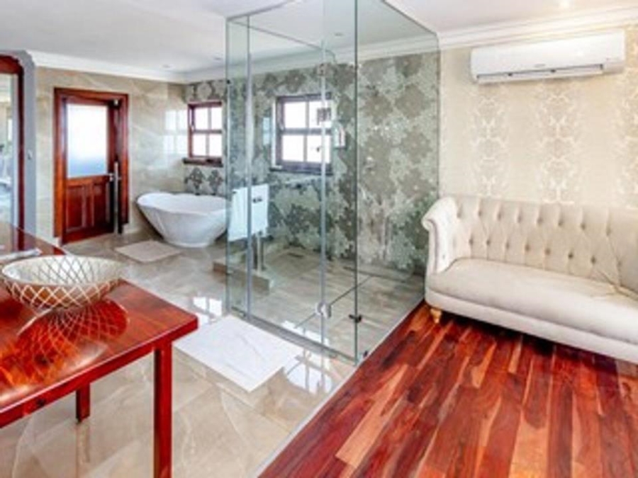 To Let 5 Bedroom Property for Rent in Copperleaf Estate Gauteng