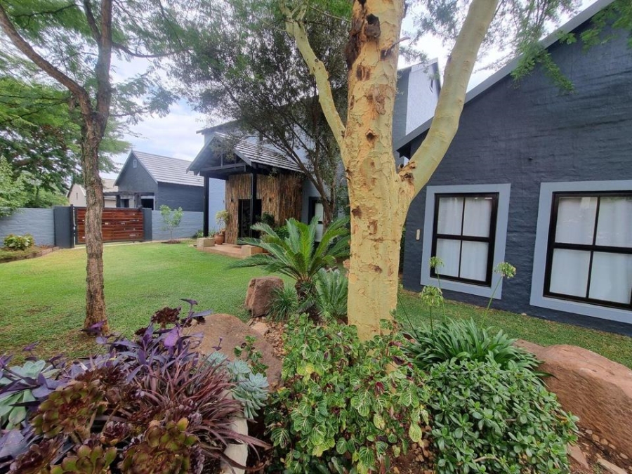 To Let 3 Bedroom Property for Rent in Copperleaf Estate Gauteng