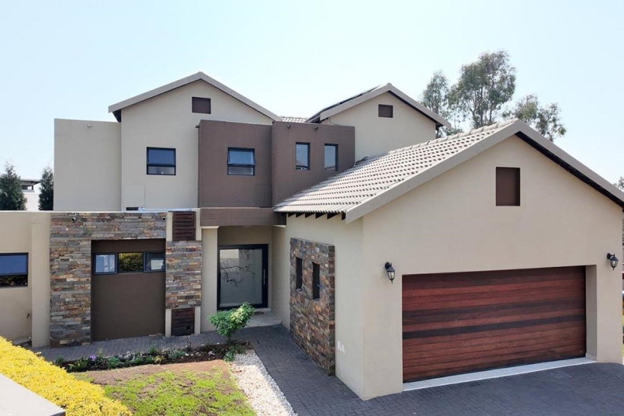 4 Bedroom Property for Sale in Copperleaf Estate Gauteng