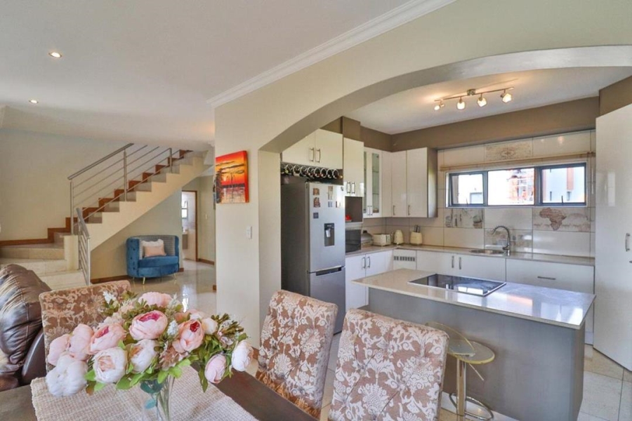 4 Bedroom Property for Sale in Copperleaf Estate Gauteng