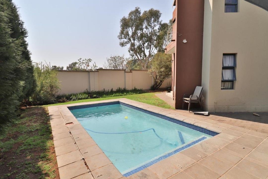 4 Bedroom Property for Sale in Copperleaf Estate Gauteng