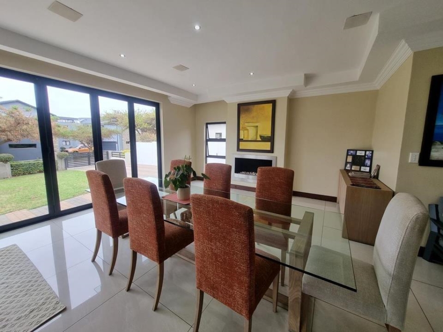 5 Bedroom Property for Sale in Copperleaf Estate Gauteng