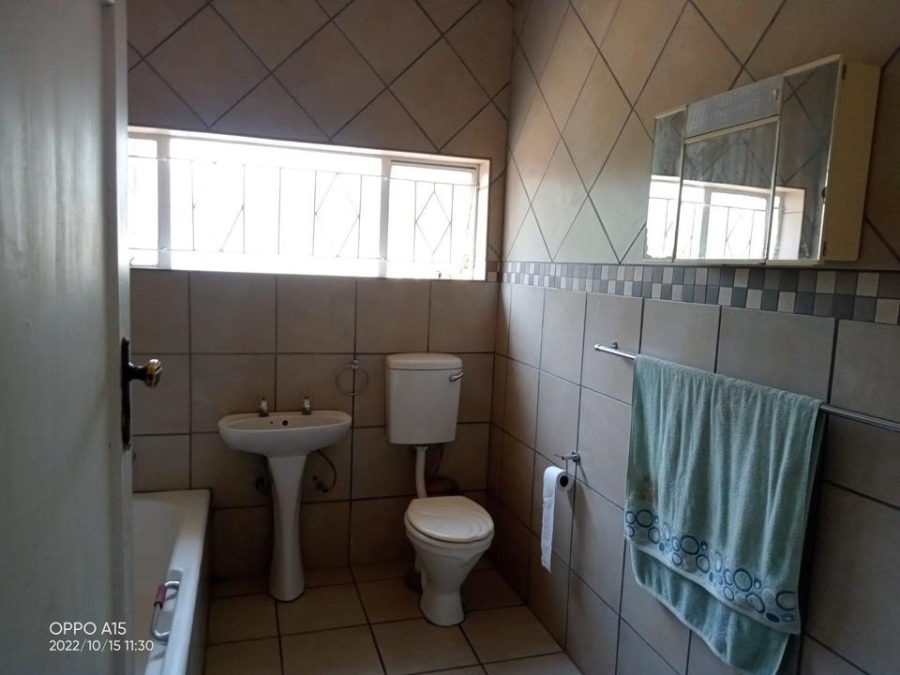 4 Bedroom Property for Sale in Krugersdorp Gauteng