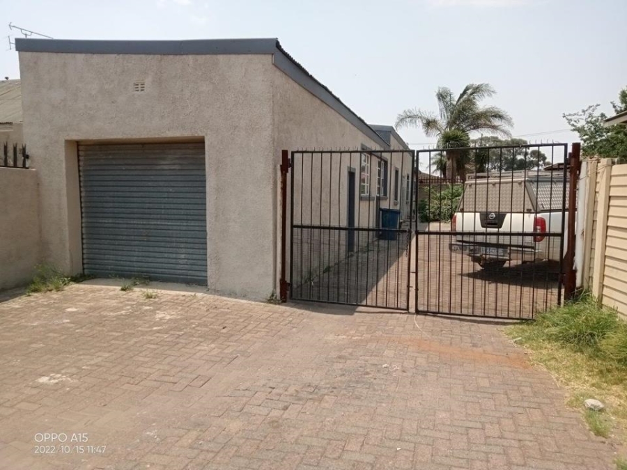 4 Bedroom Property for Sale in Krugersdorp Gauteng