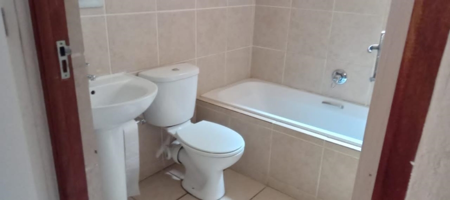 3 Bedroom Property for Sale in Amorosa Gauteng