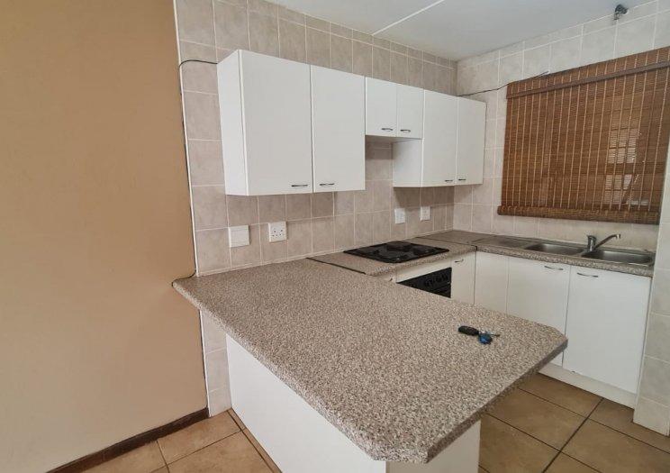 2 Bedroom Property for Sale in Sugar Bush Estate Gauteng