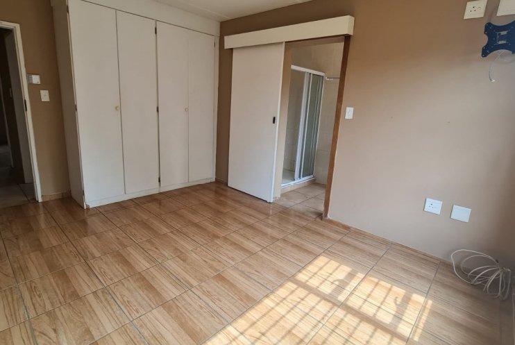 2 Bedroom Property for Sale in Sugar Bush Estate Gauteng