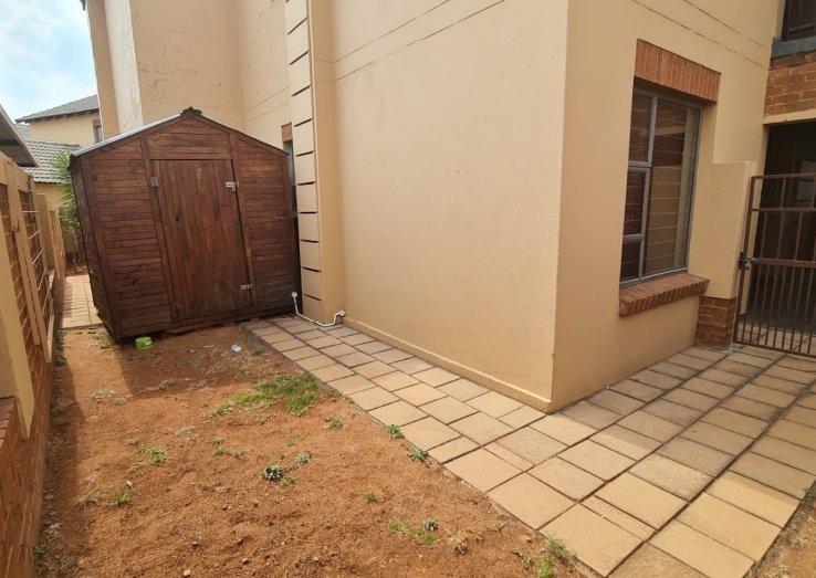 2 Bedroom Property for Sale in Sugar Bush Estate Gauteng