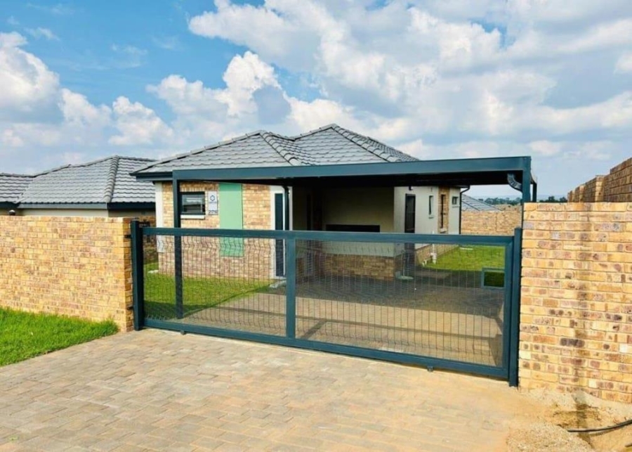 To Let 3 Bedroom Property for Rent in Lion Pride Gauteng